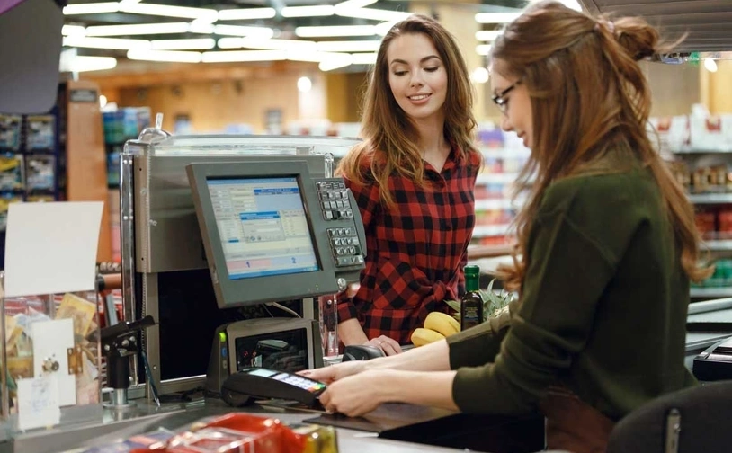 Czy terminal płatniczy musi być podłączony do kasy fiskalnej?